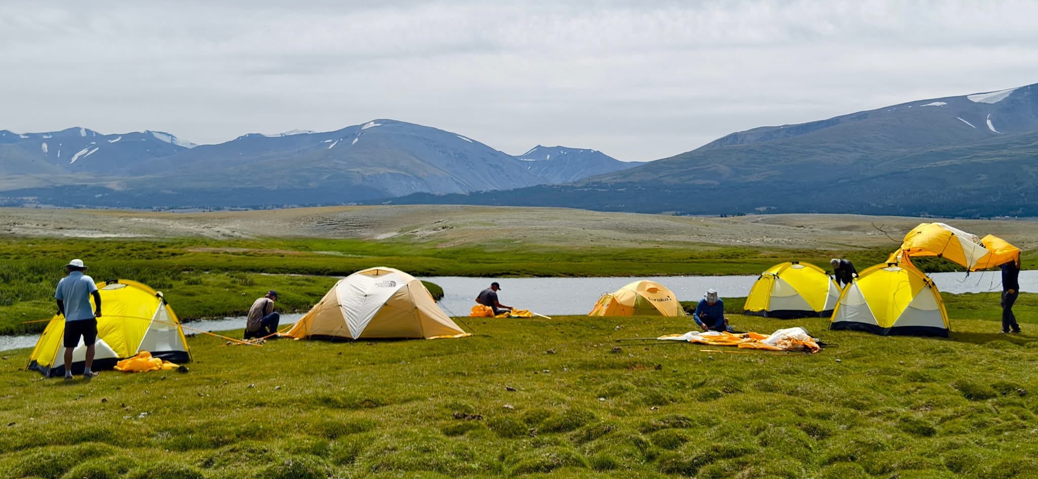Kazakh Tour crew setting the tent camp.