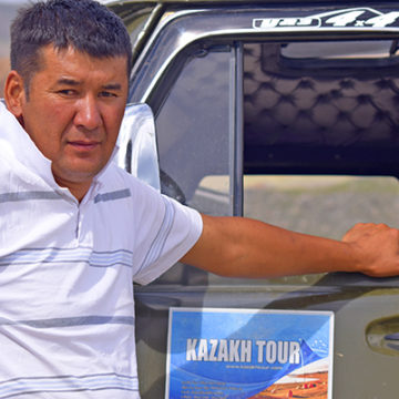 ada- adilbek mongolia kazakhtour