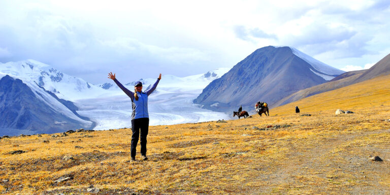 trekking Mongolia Kazah tours