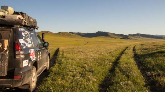 overlanding in mongolia