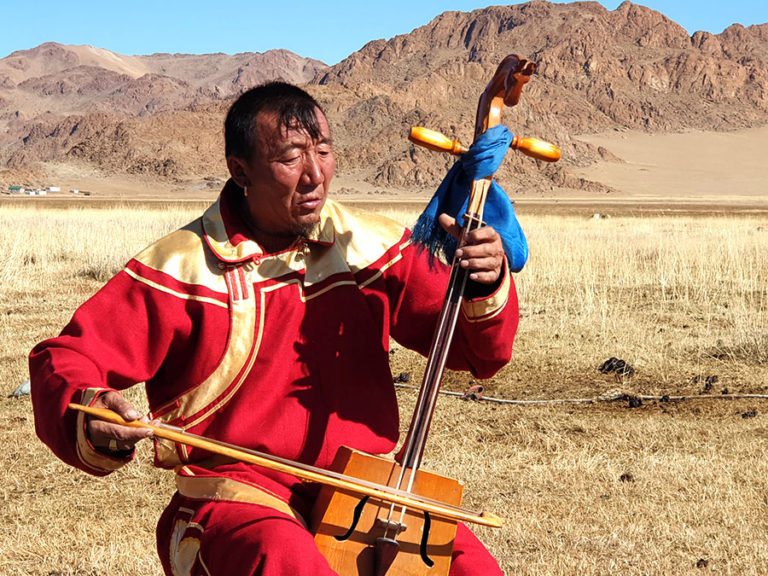 throat singer altai mountains
